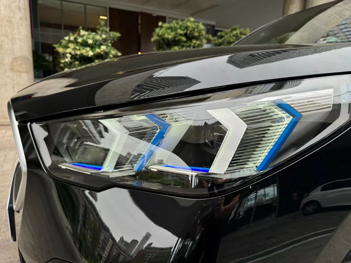 Mirá esta publicación de BMW iX2