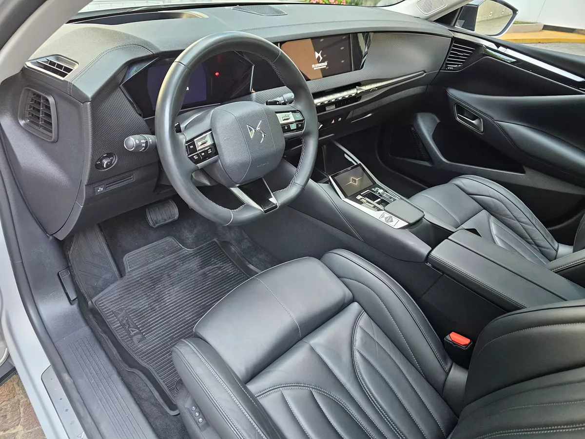 Mirá esta publicación de Ds Automobiles DS4