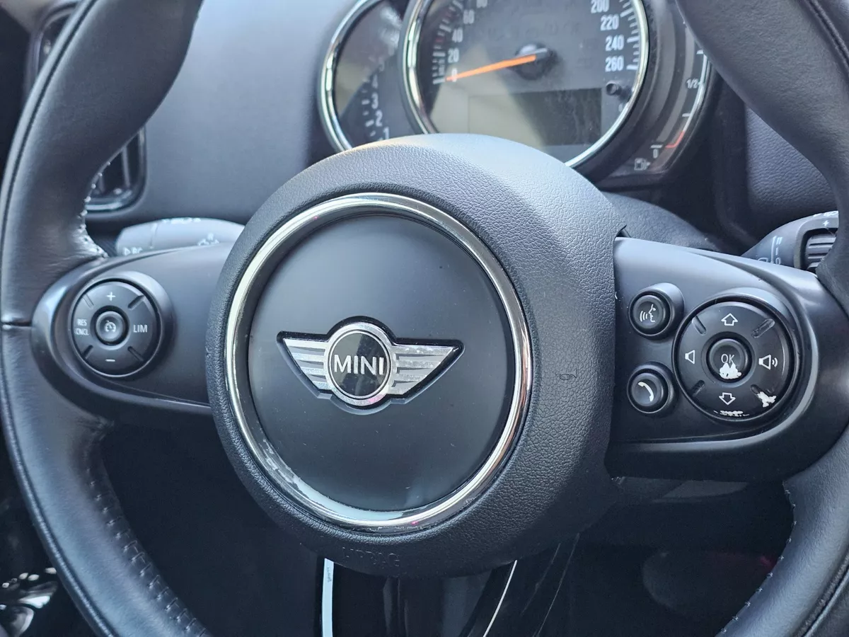 Mirá esta publicación de Mini Cooper Countryman