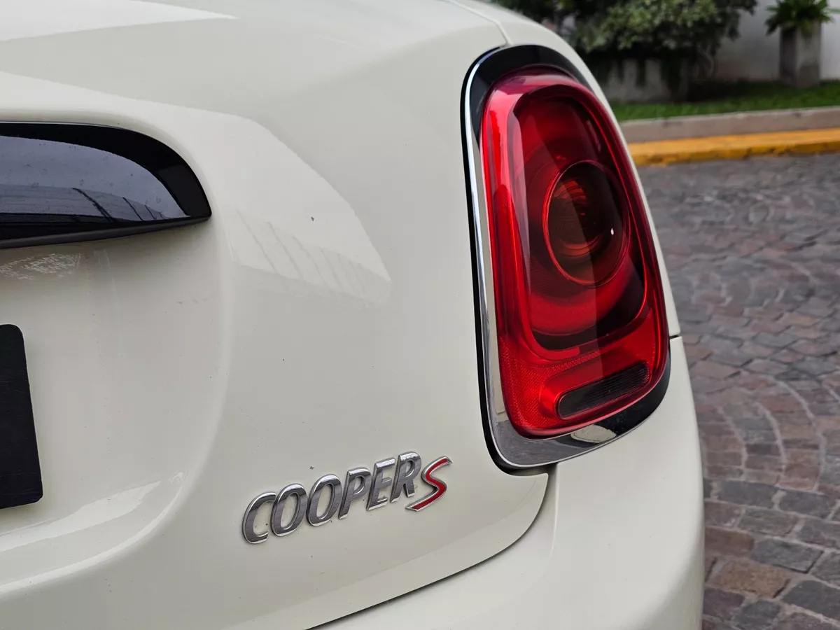 Mirá esta publicación de Mini Cooper Cooper
