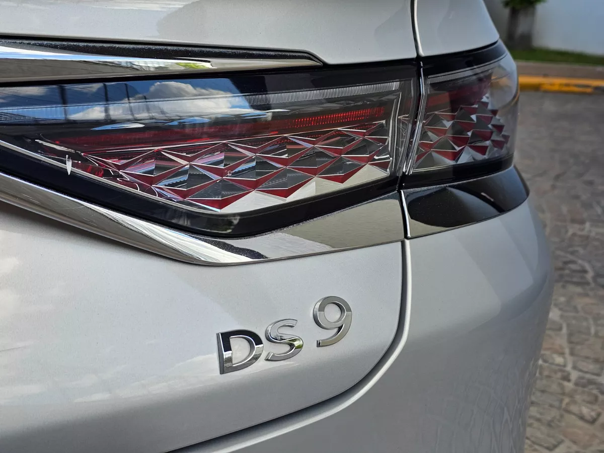 Mirá esta publicación de Ds Automobiles DS9