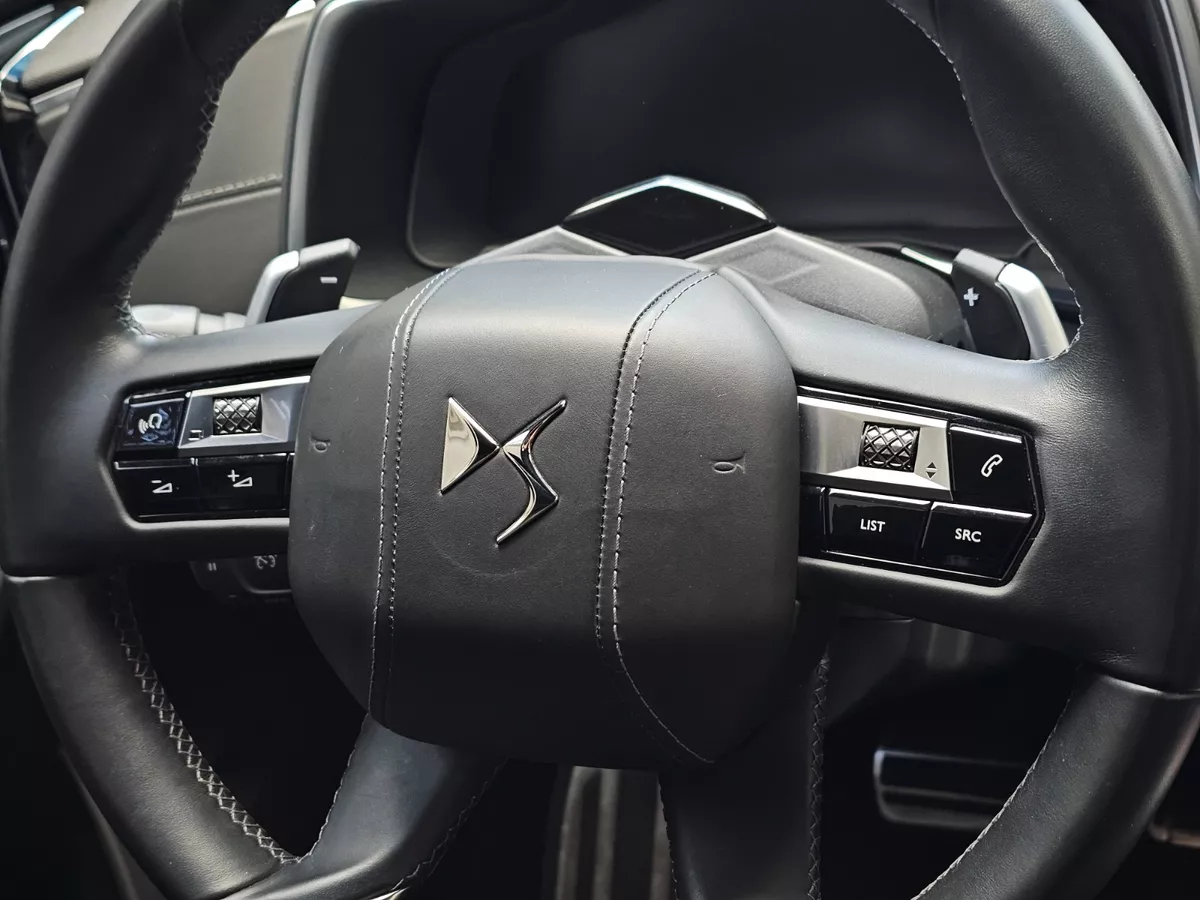 Mirá esta publicación de Ds Automobiles DS9