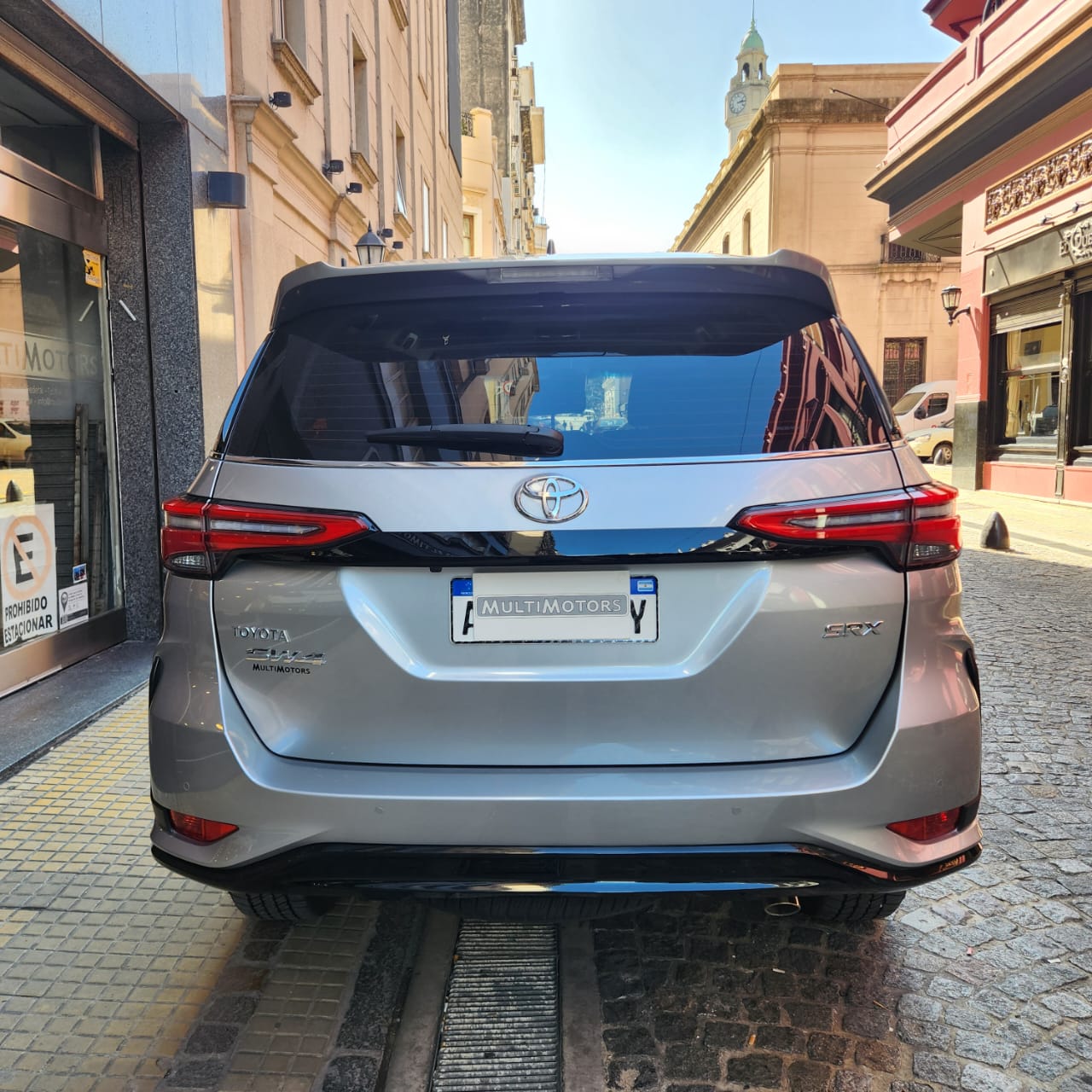 Mira esta publicación de Toyota SW4 2023 en Motordil