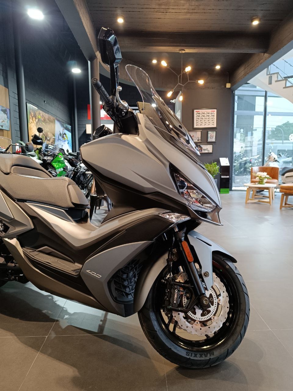 Mira esta publicación de Kymco Xciting 400 2025 en Motordil