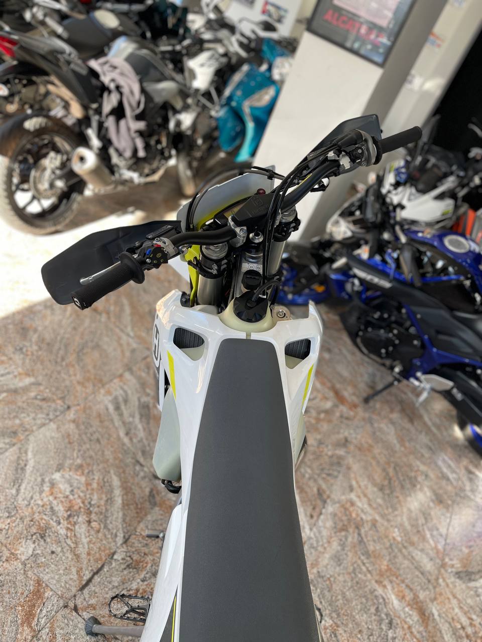 Mira esta publicación de Husqvarna TE 300 I
