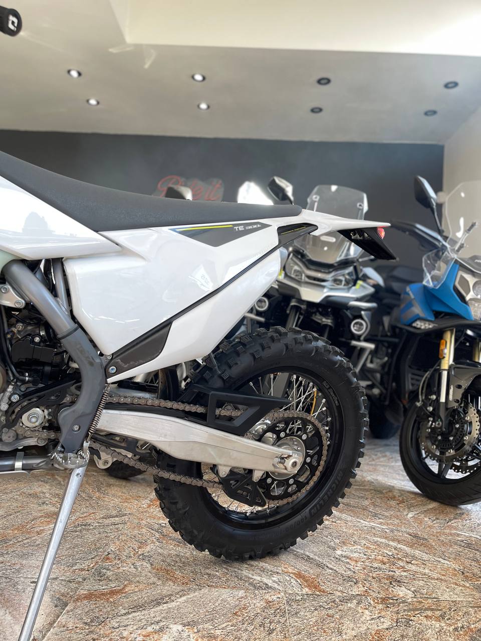 Mira esta publicación de Husqvarna TE 300 I