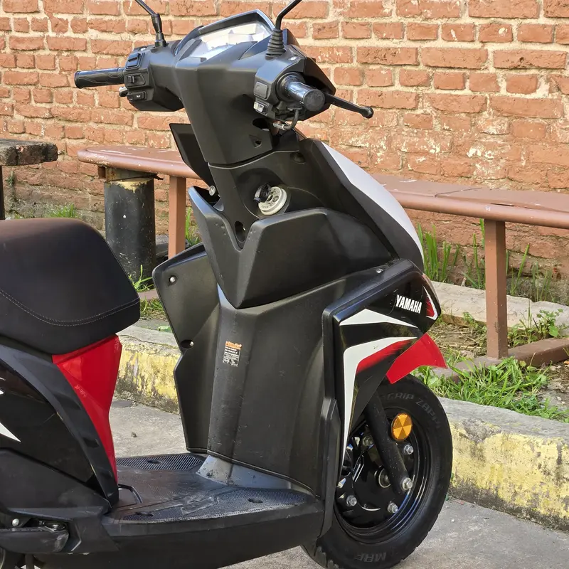 Mirá esta publicación de Yamaha 115 RAY ZR Cignus