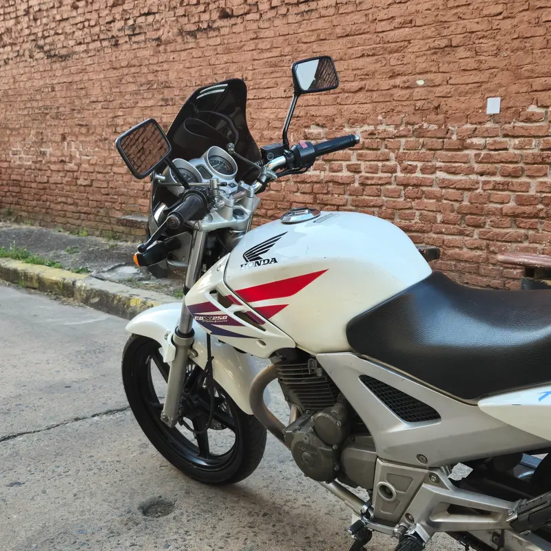 Mirá esta publicación de Honda CB 250