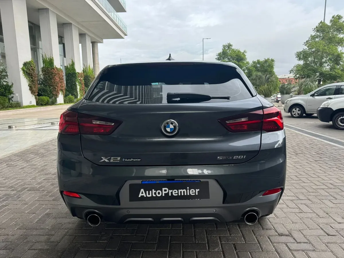 Mira esta publicación de BMW iX2