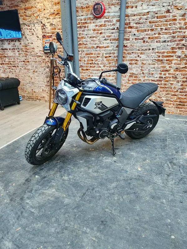 Mira esta publicación de Cf Moto Cl X 700 Heritage