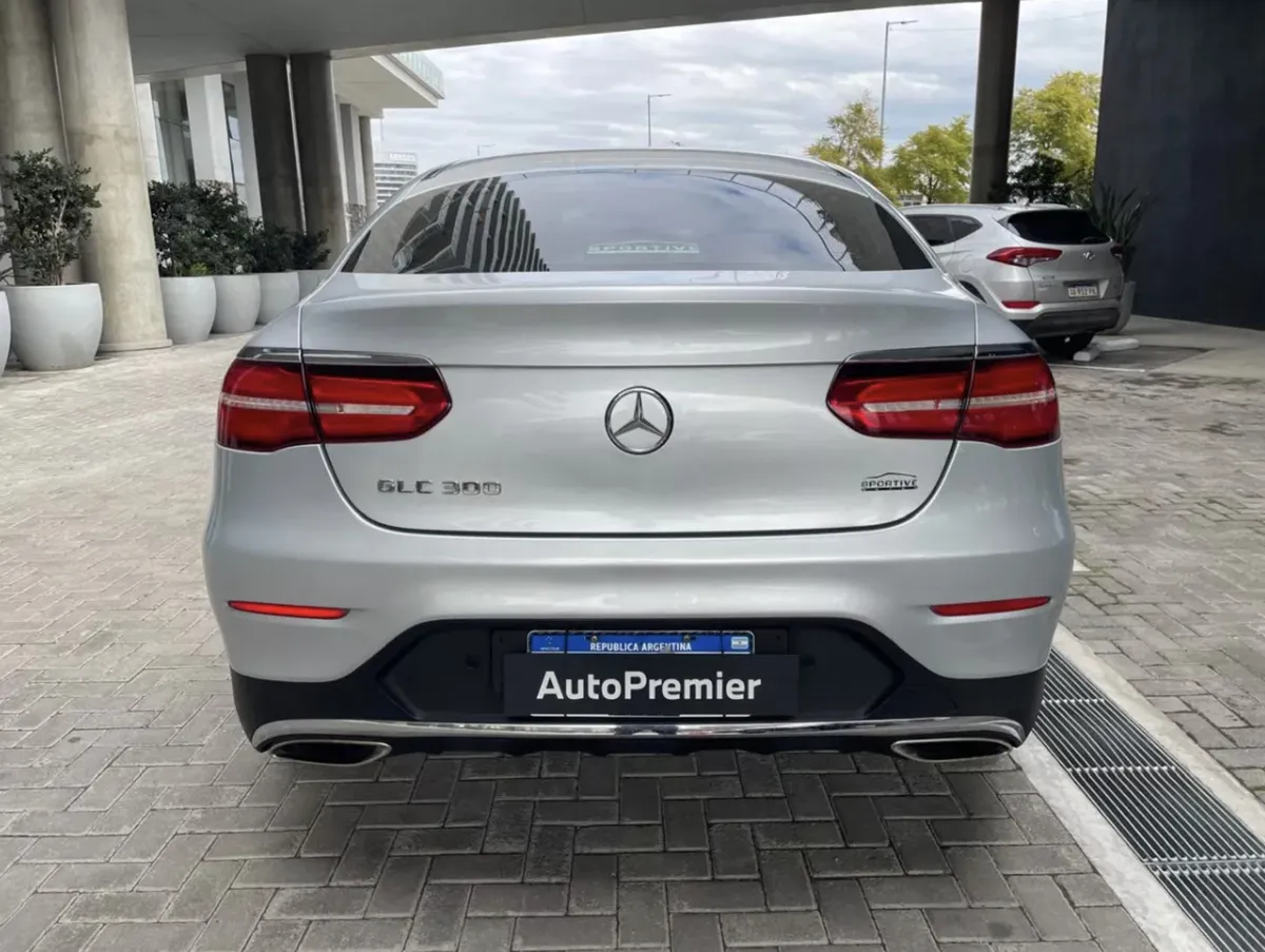 Mira esta publicación de Mercedes Benz GLC