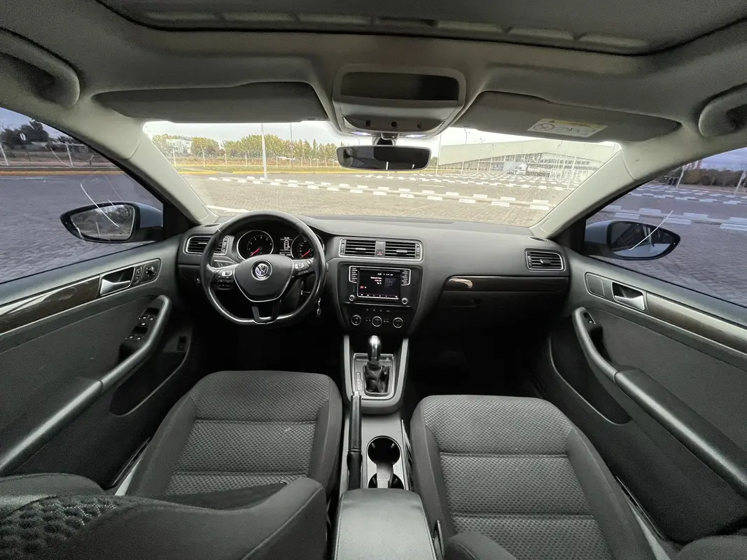 Mira esta publicación de Volkswagen Vento 2018 en Motordil