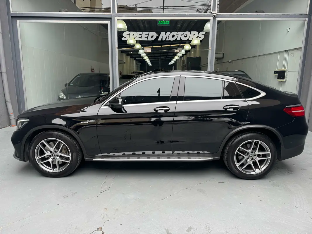 Mira esta publicación de Mercedes Benz GLC