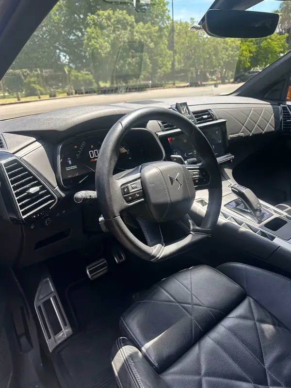 Ds Automobiles DS7 Foto #7