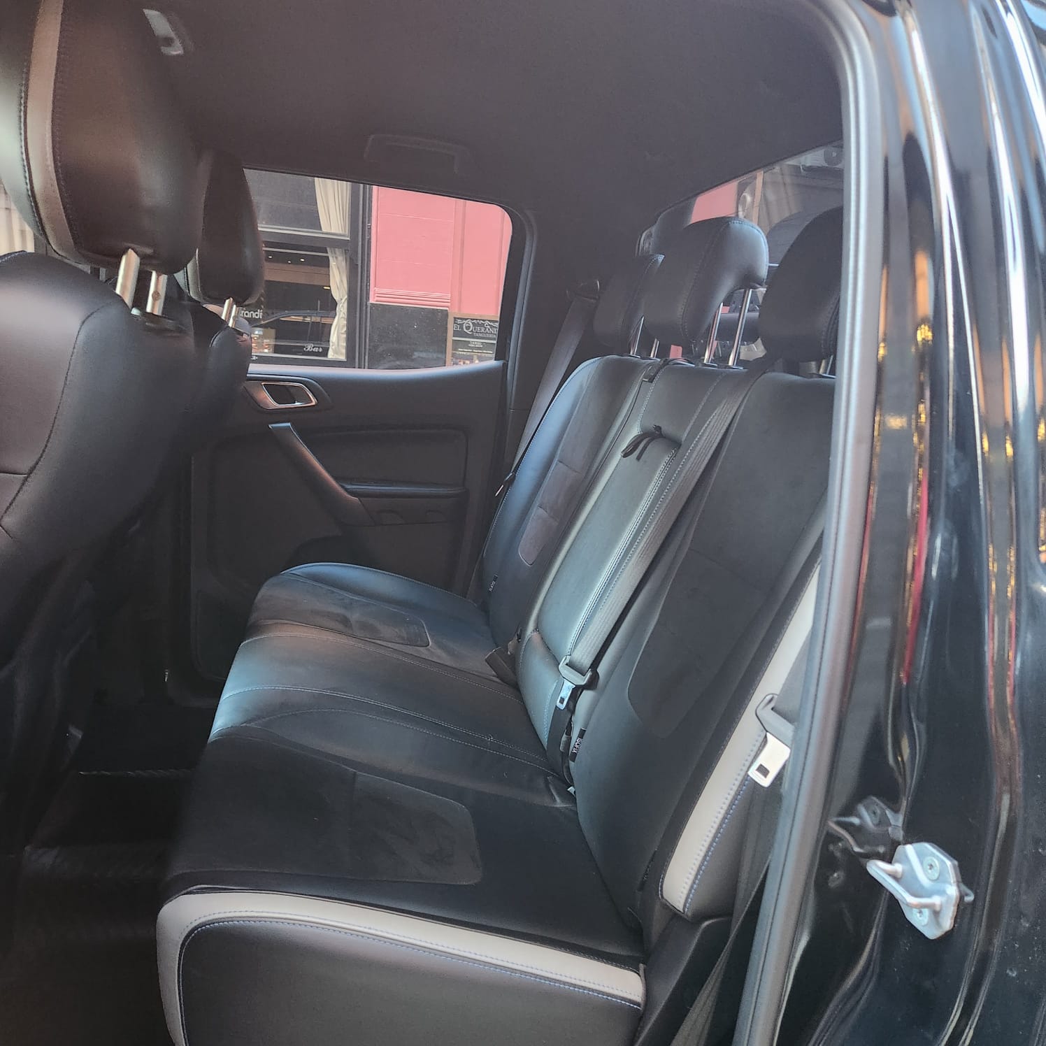 Mira esta publicación de Ford Ranger Raptor 2019 en Motordil