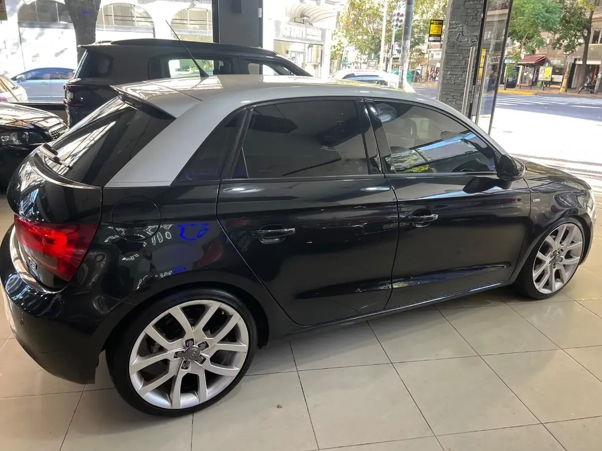 Audi A1 Foto #8