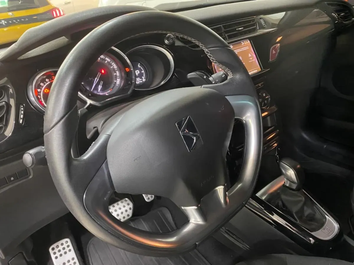 Ds Automobiles DS3 Foto #13