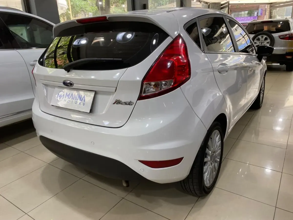 Mira esta publicación de Ford Fiesta 2017 en Motordil