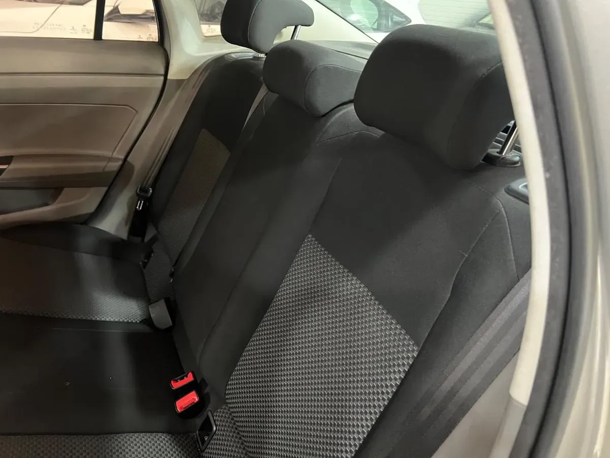 Volkswagen Virtus Foto #21