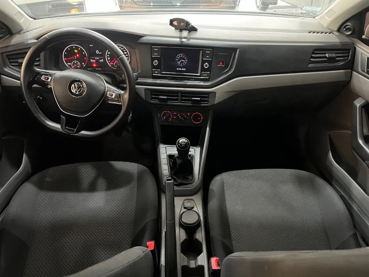 Volkswagen Virtus Foto #19
