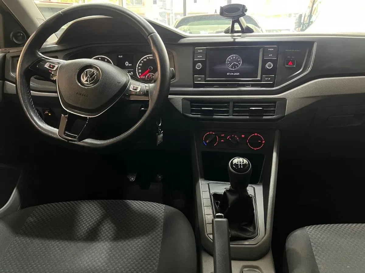 Volkswagen Virtus Foto #18