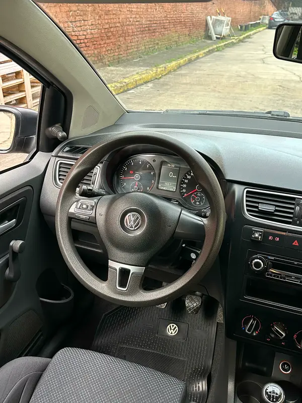 Volkswagen Suran Foto #7