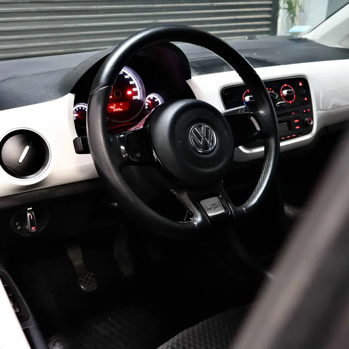 Mira esta publicación de Volkswagen UP 2017 en Motordil