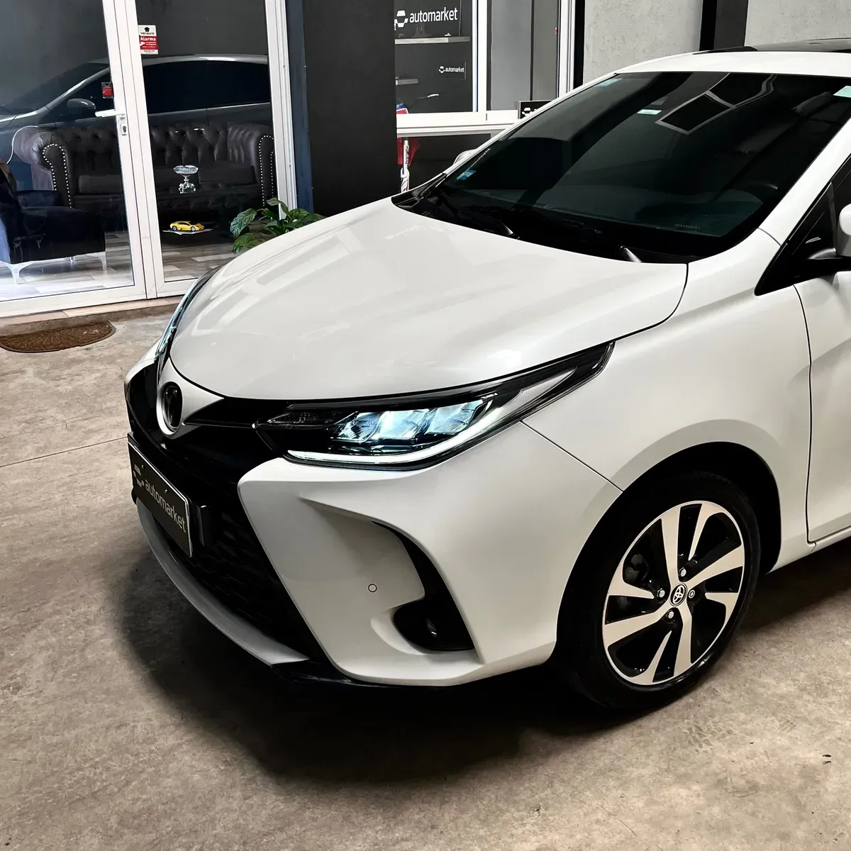 Toyota Yaris Foto #5