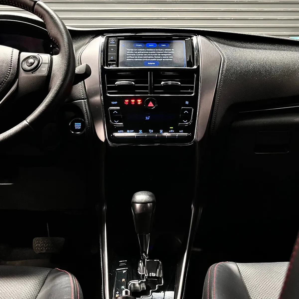Toyota Yaris Foto #16