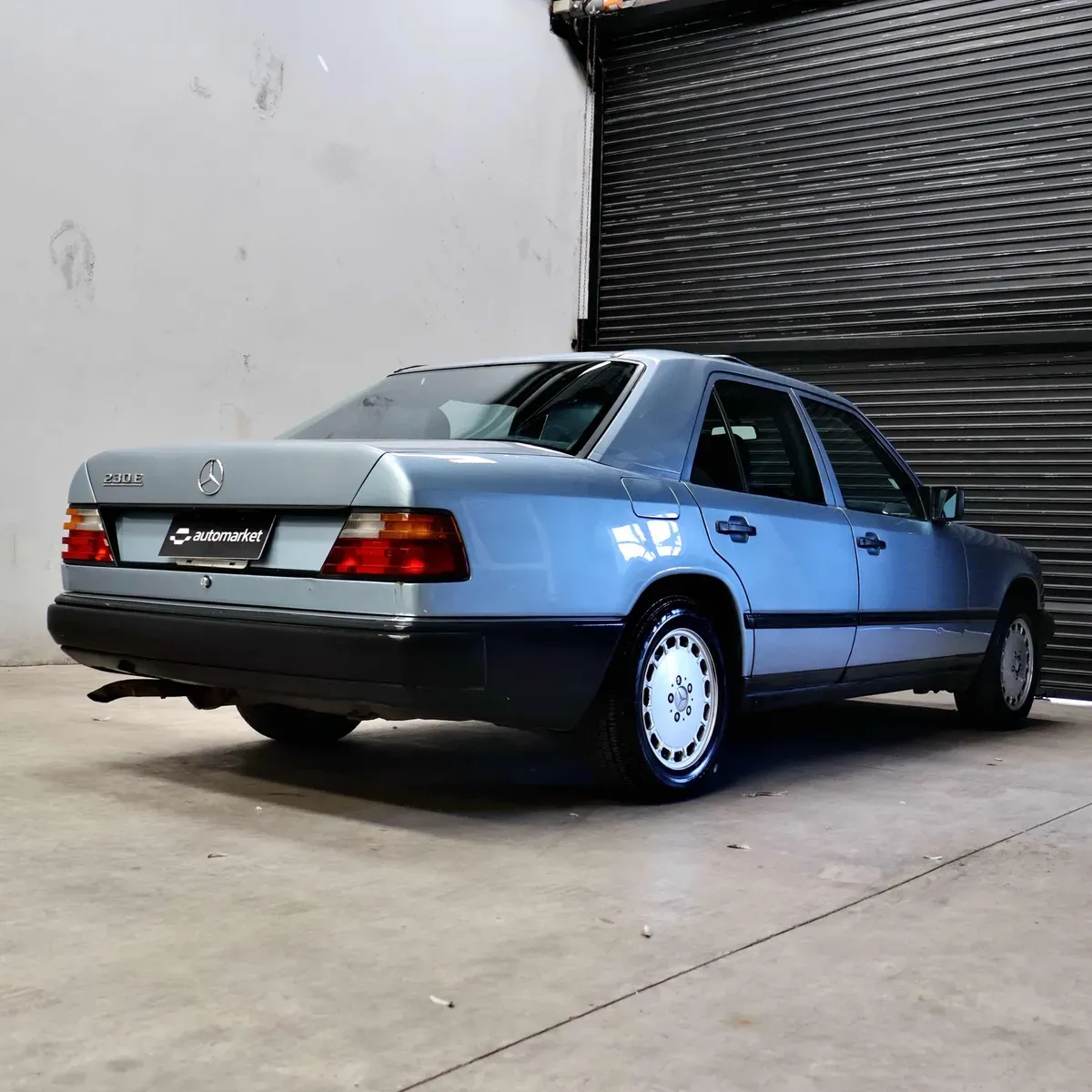 Mira esta publicación de Mercedes Benz Clase E 1986 en Motordil