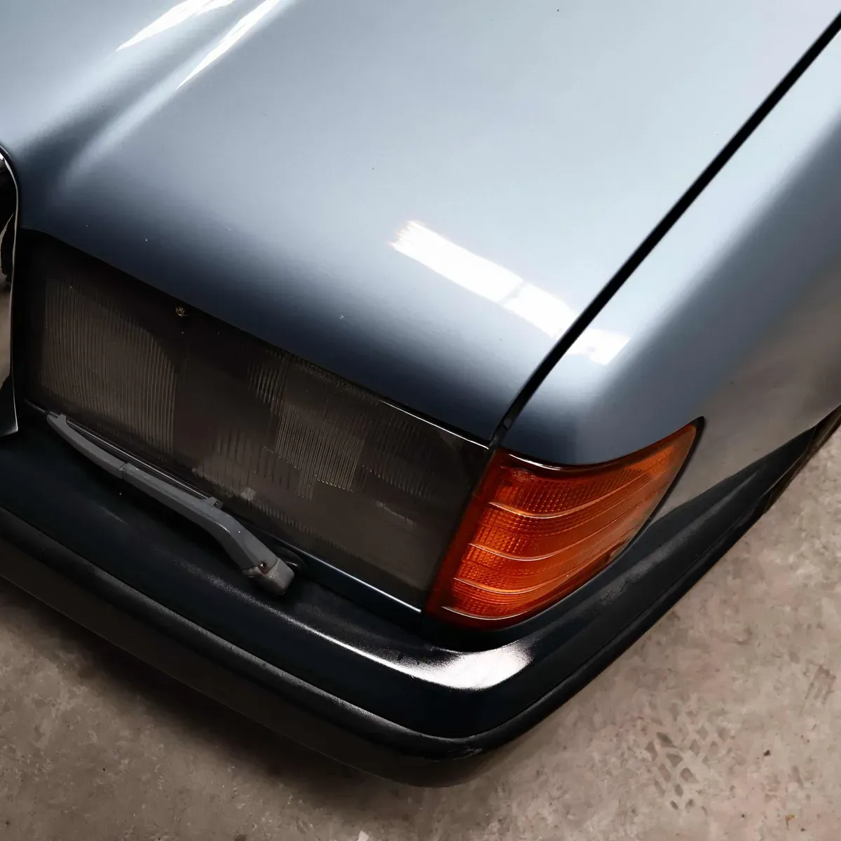 Mira esta publicación de Mercedes Benz Clase E 1986 en Motordil