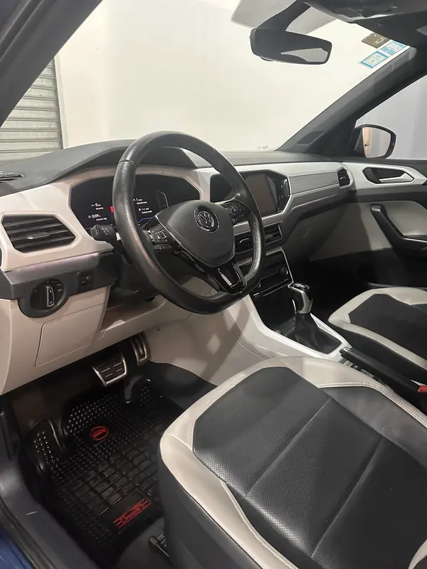 Volkswagen T Cross Foto #9