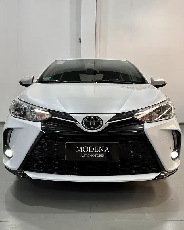 Toyota Yaris Foto #8