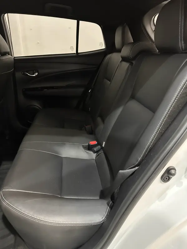 Toyota Yaris Foto #6