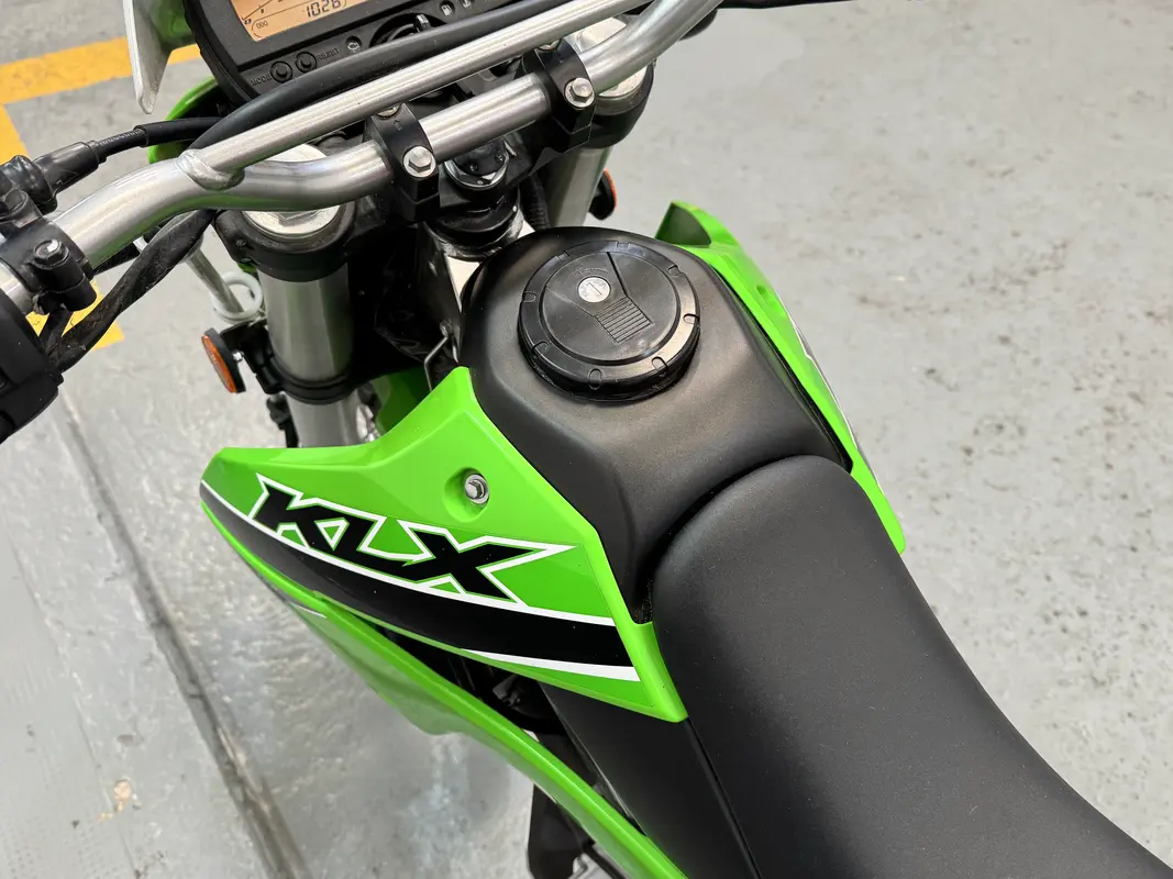 Mira esta publicación de Kawasaki KLX 300