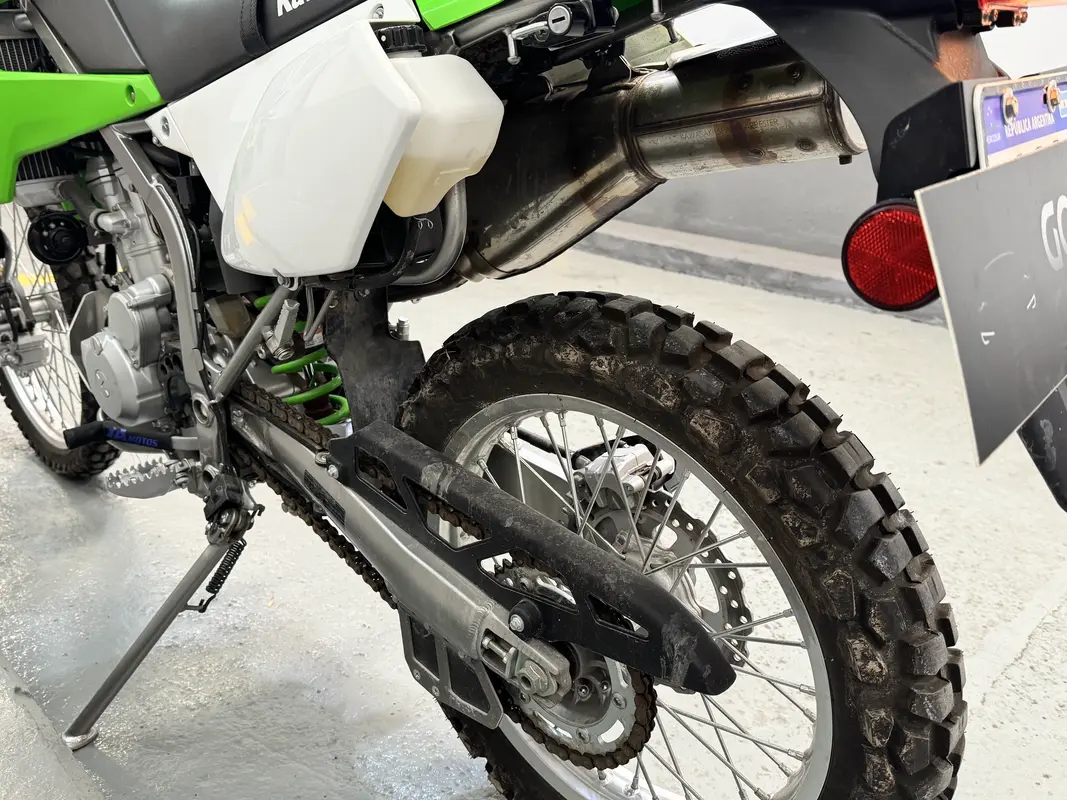 Mira esta publicación de Kawasaki KLX 300