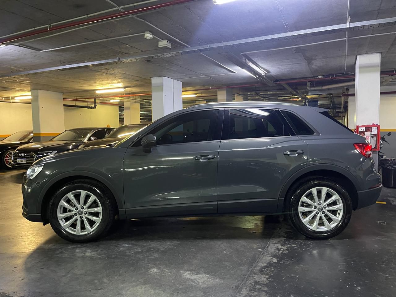 Audi Q3 Foto #8