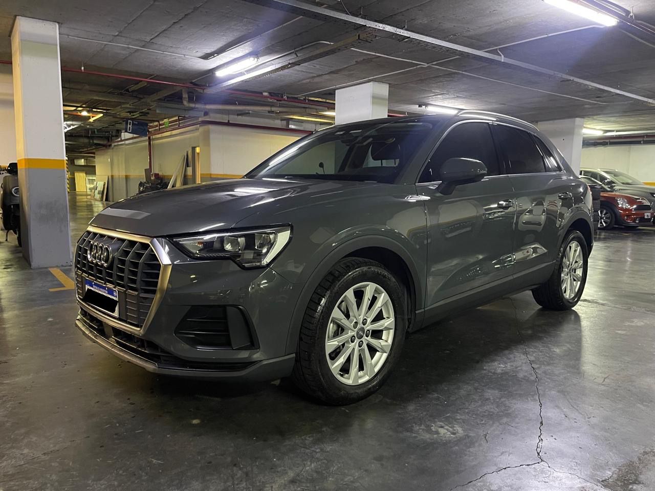 Audi Q3 Foto #6