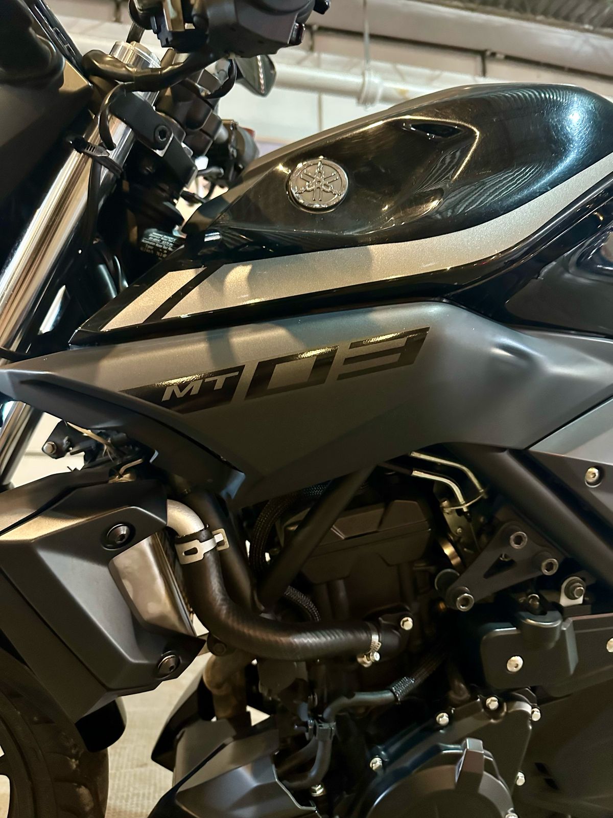 Yamaha 300 MT 03 Foto #13