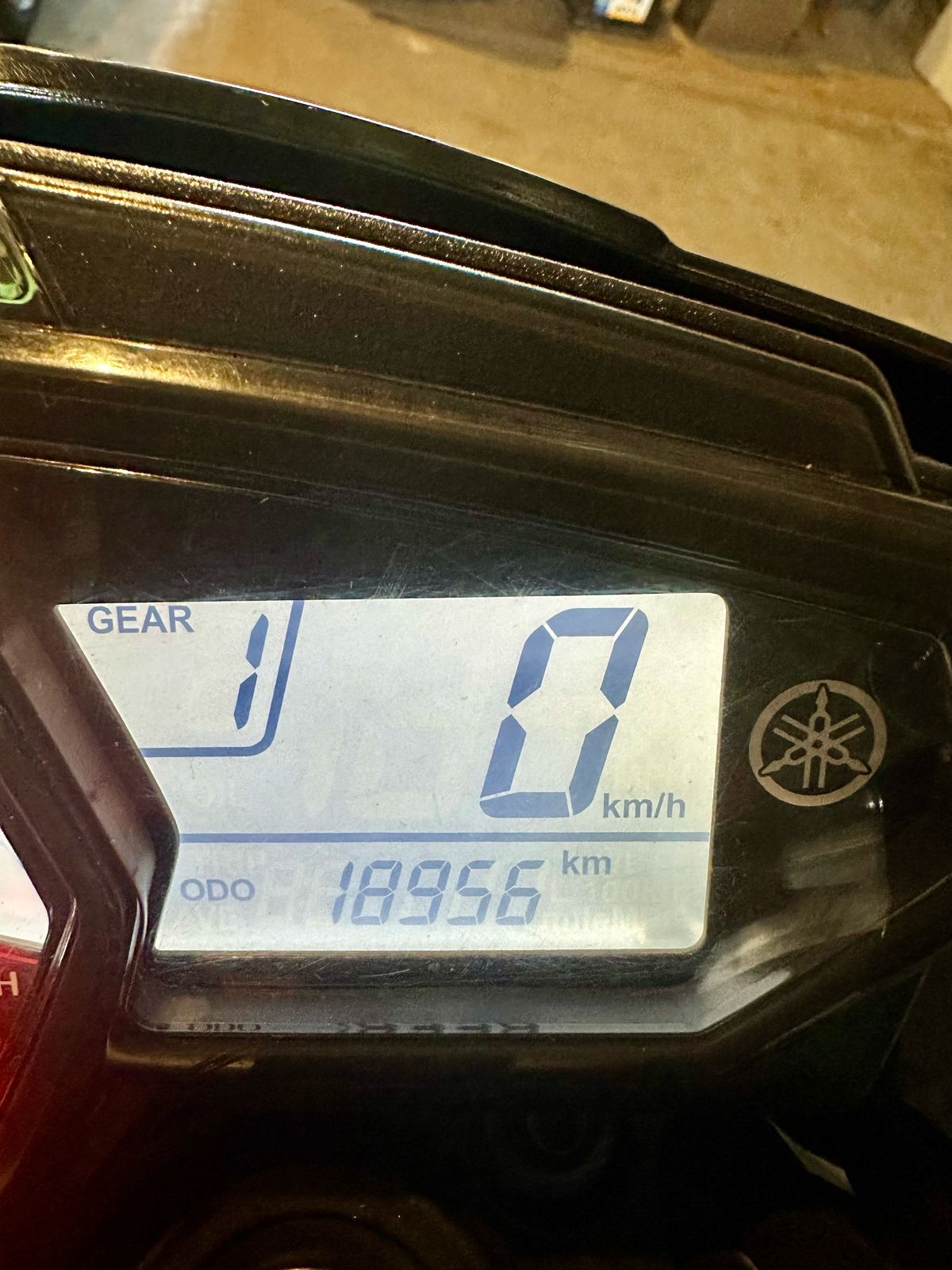 Yamaha 300 MT 03 Foto #9
