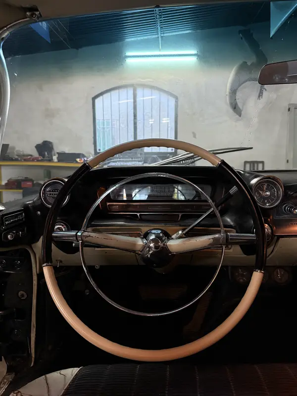 Mirá esta publicación de Cadillac Otros
