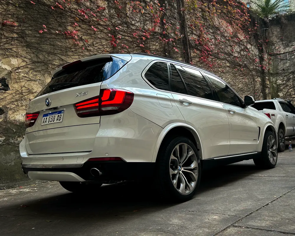 Mira esta publicación de BMW X5