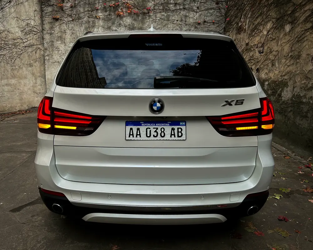 Mira esta publicación de BMW X5