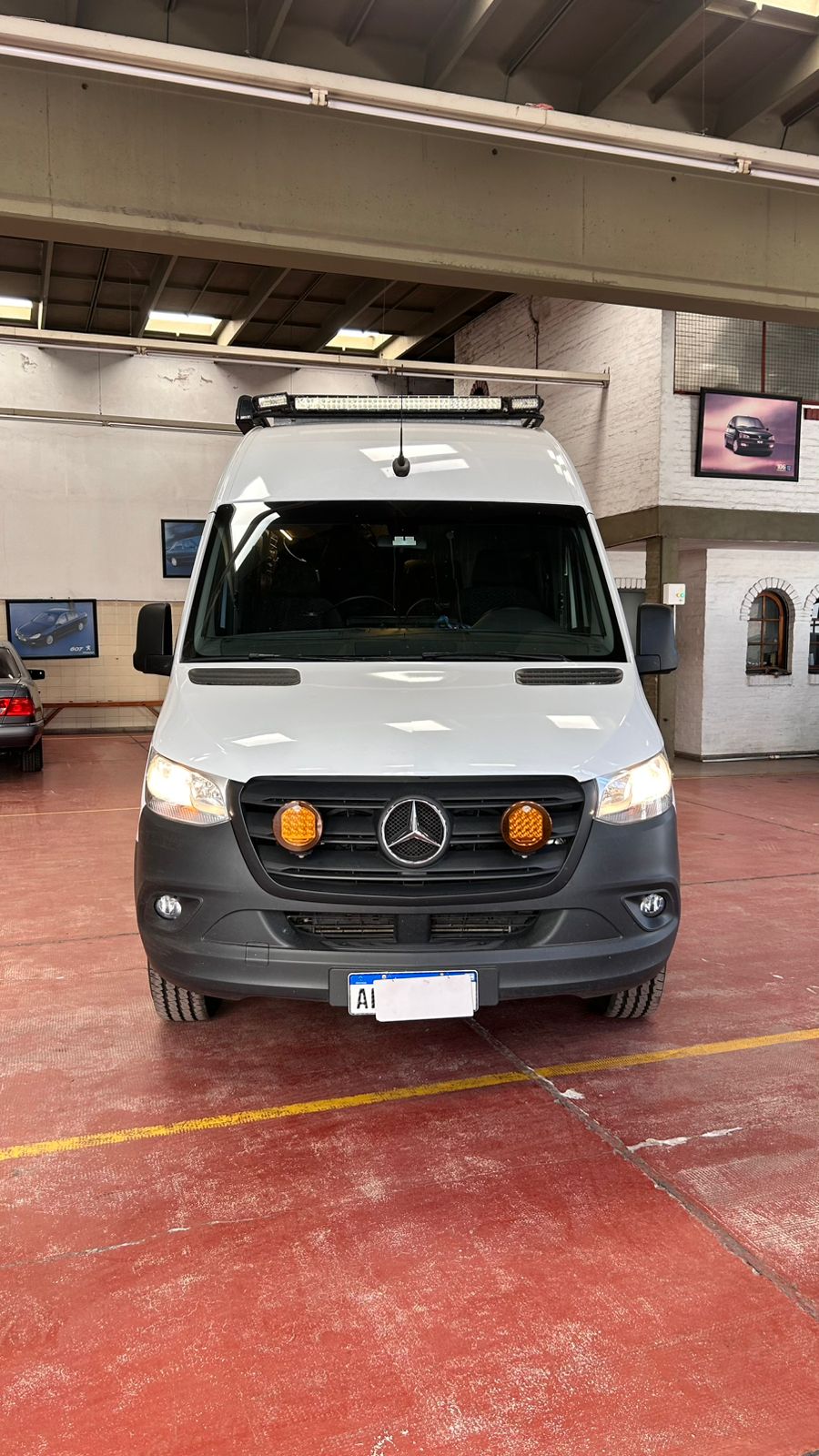 Mira esta publicación de Mercedes Benz Sprinter