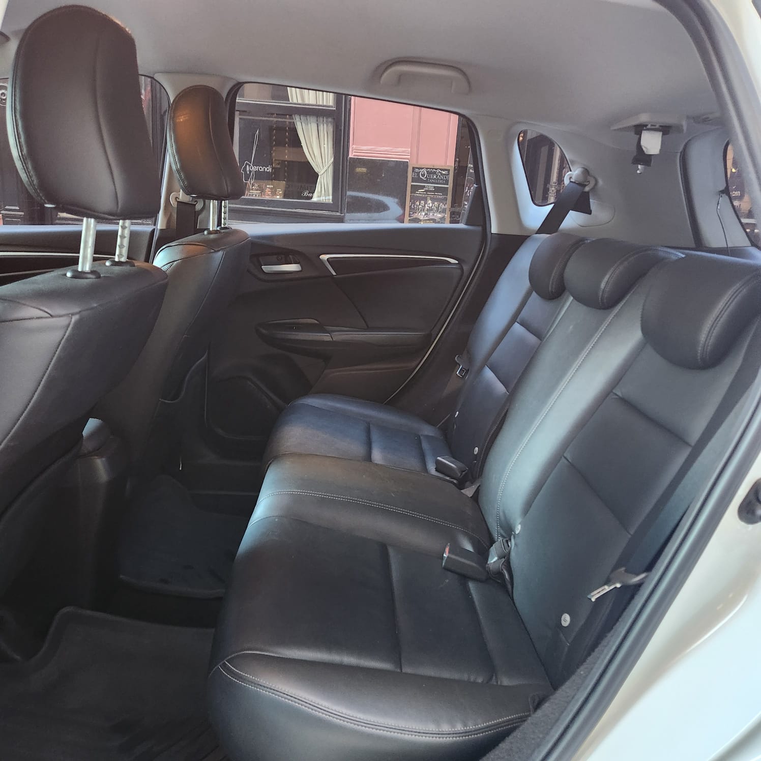 Mira esta publicación de Honda FIT 2018 en Motordil