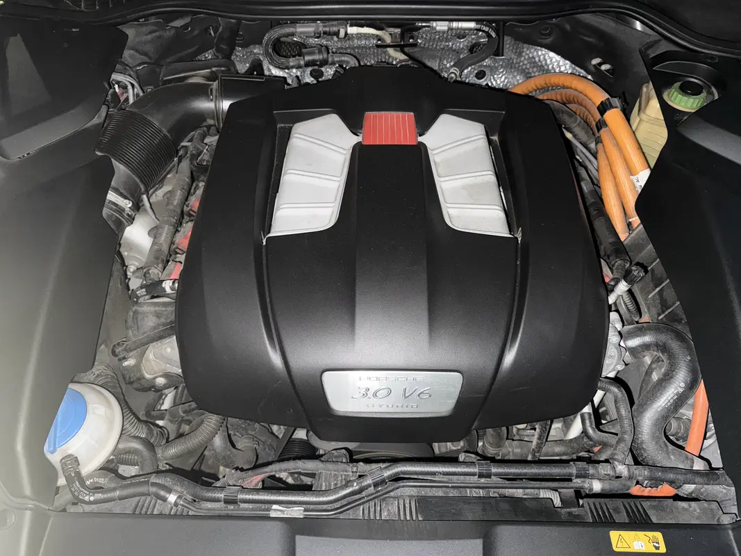 Porsche Cayenne Foto #13
