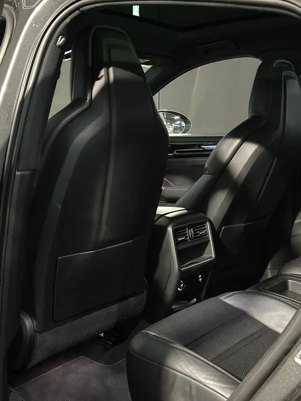 Porsche Cayenne Foto #14