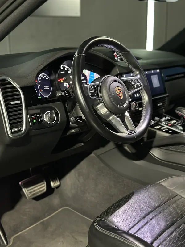Porsche Cayenne Foto #15