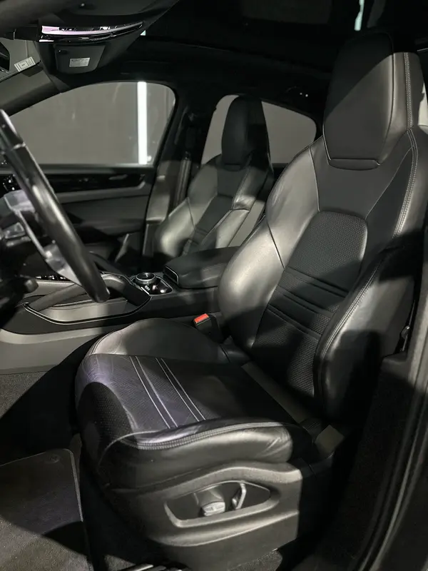 Porsche Cayenne Foto #21