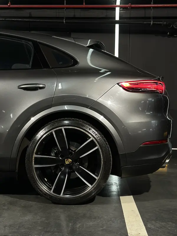 Porsche Cayenne Foto #26